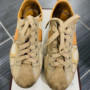 Sued Coach Sneakers